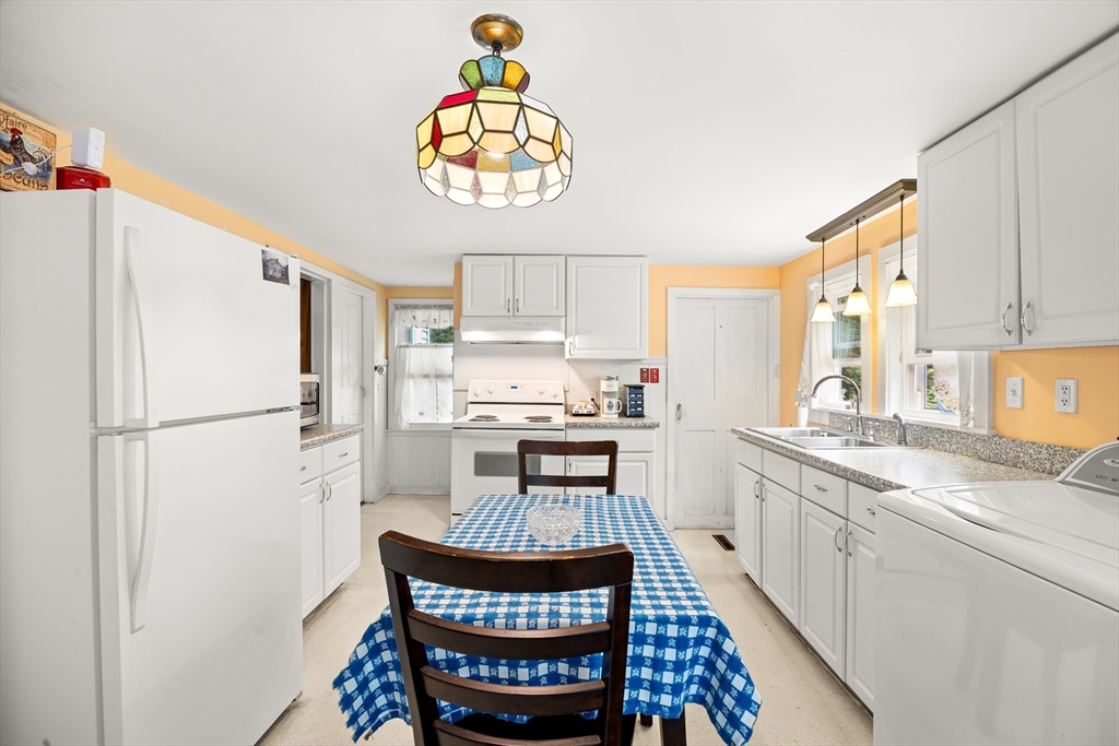 294 North Valley Road Pelham, MA 01002 - Photo 30 of 42
