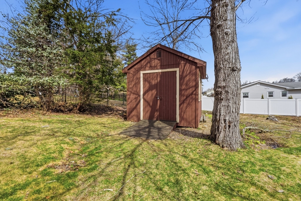 17 Walbridge Road Paxton, MA 01612 - Photo 36 of 41