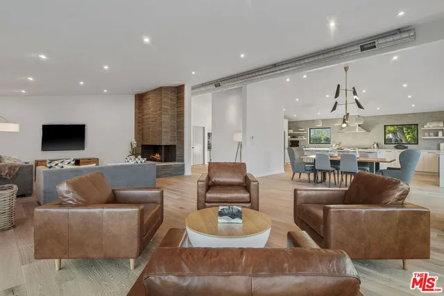 $15,750 | 8400 Edwin Drive, Los Angeles, CA 90046