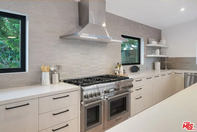 $15,750 | 8400 Edwin Drive, Los Angeles, CA 90046