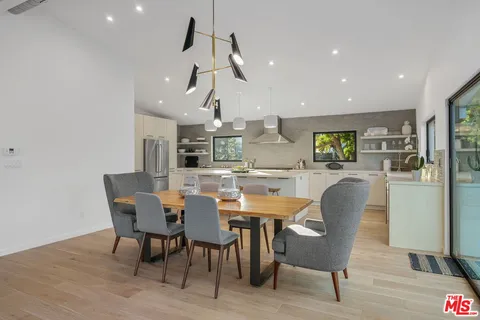 $15,750 | 8400 Edwin Drive, Los Angeles, CA 90046