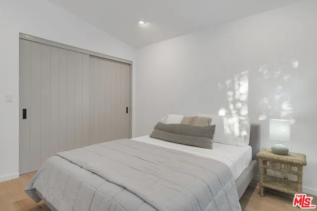 $15,750 | 8400 Edwin Drive, Los Angeles, CA 90046