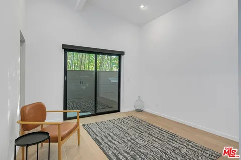 $15,750 | 8400 Edwin Drive, Los Angeles, CA 90046