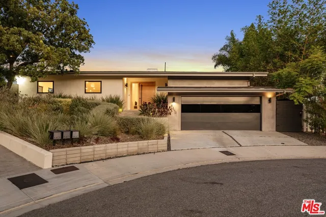 $15,750 | 8400 Edwin Drive, Los Angeles, CA 90046