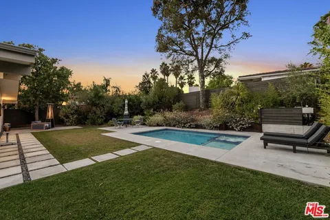 $15,750 | 8400 Edwin Drive, Los Angeles, CA 90046