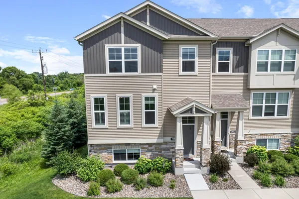 $414,900 | 7680 Anthony Place, Victoria, MN 55386