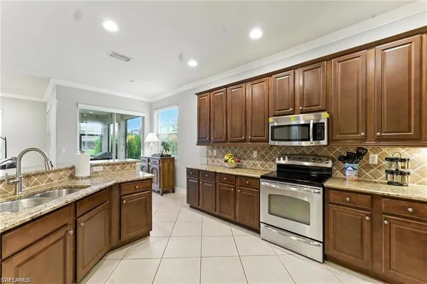 $3,800 | 6899 Del Mar Terrace, Naples, FL 34105