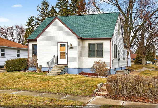 $249,929 | 936 Lincoln Street, Menasha, WI 54952