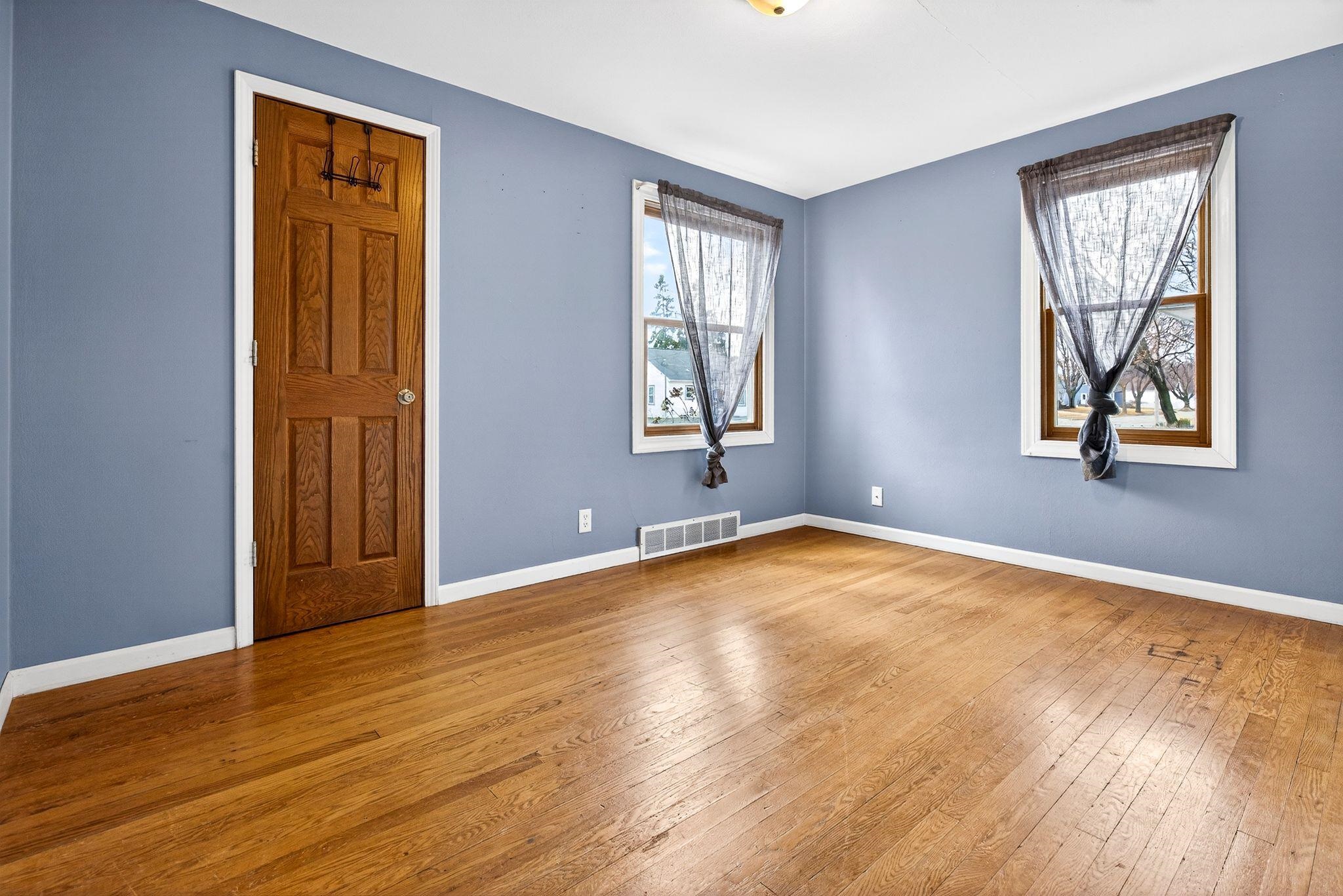 936 Lincoln Street Menasha, WI 54952 - Photo 16 of 41