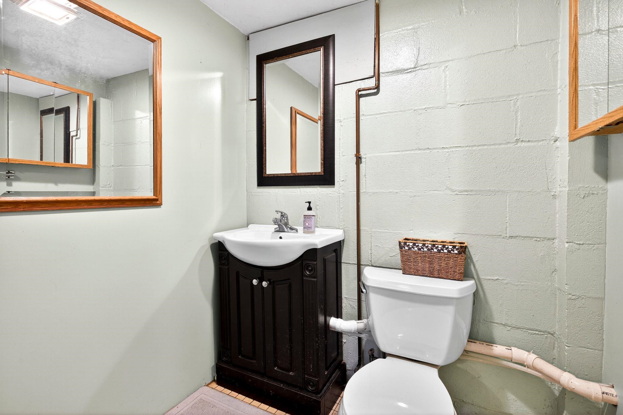 936 Lincoln Street Menasha, WI 54952 - Photo 33 of 41