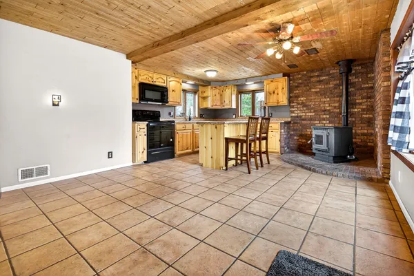 $249,929 | 936 Lincoln Street, Menasha, WI 54952