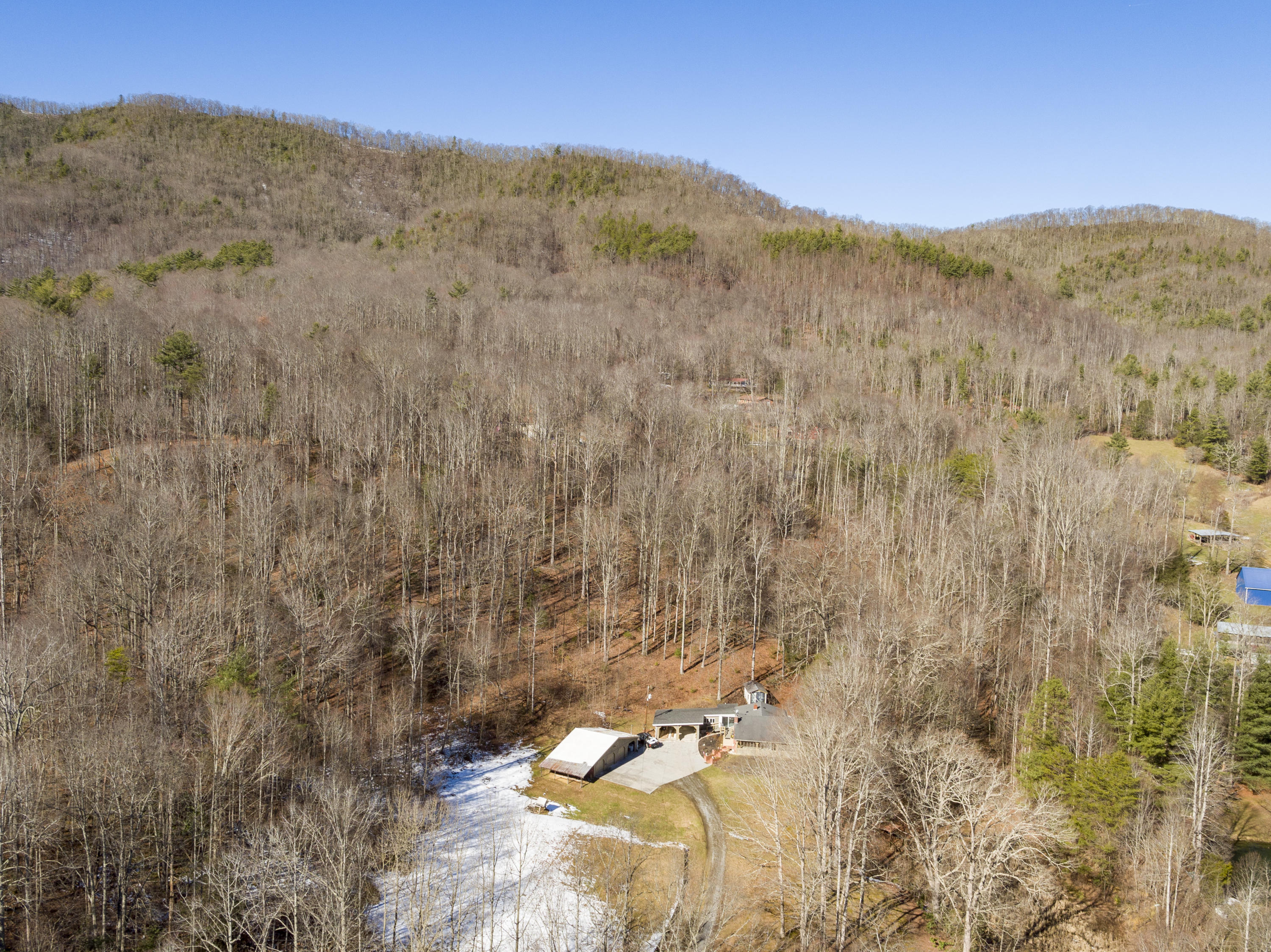 274 Escape Mountain Road Hampton, TN 37658 - Photo 45 of 50 Aerial