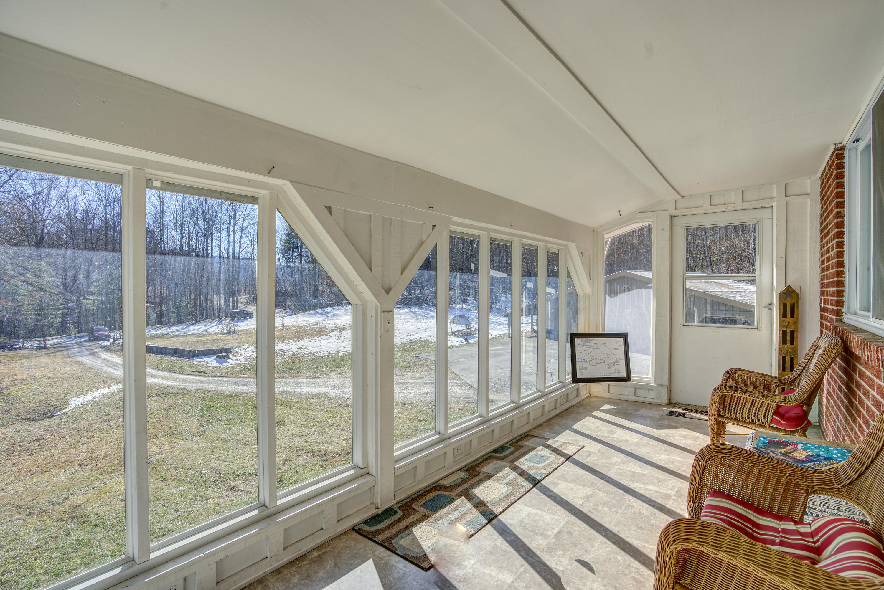 274 Escape Mountain Road Hampton, TN 37658 - Photo 6 of 50 Front porch view