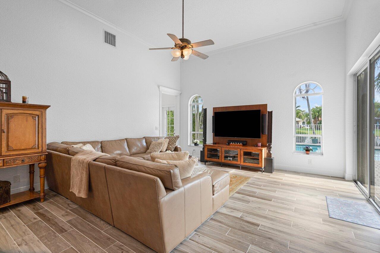 21448 Crestfalls Court Boca Raton, FL 33428 - Photo 13 of 37 014-21448CrestfallsCourt-BocaRaton-FL-33