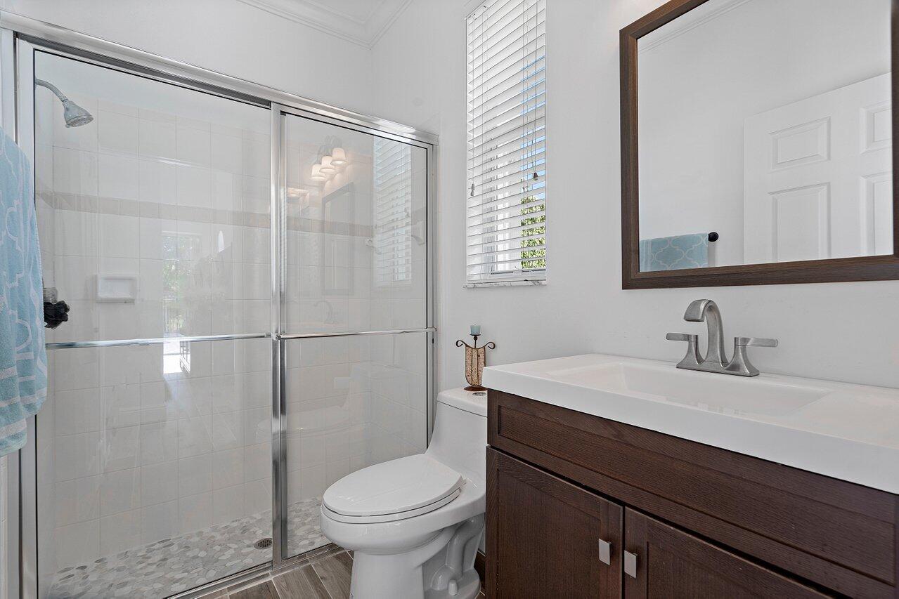 21448 Crestfalls Court Boca Raton, FL 33428 - Photo 23 of 37 BATHROOM 3