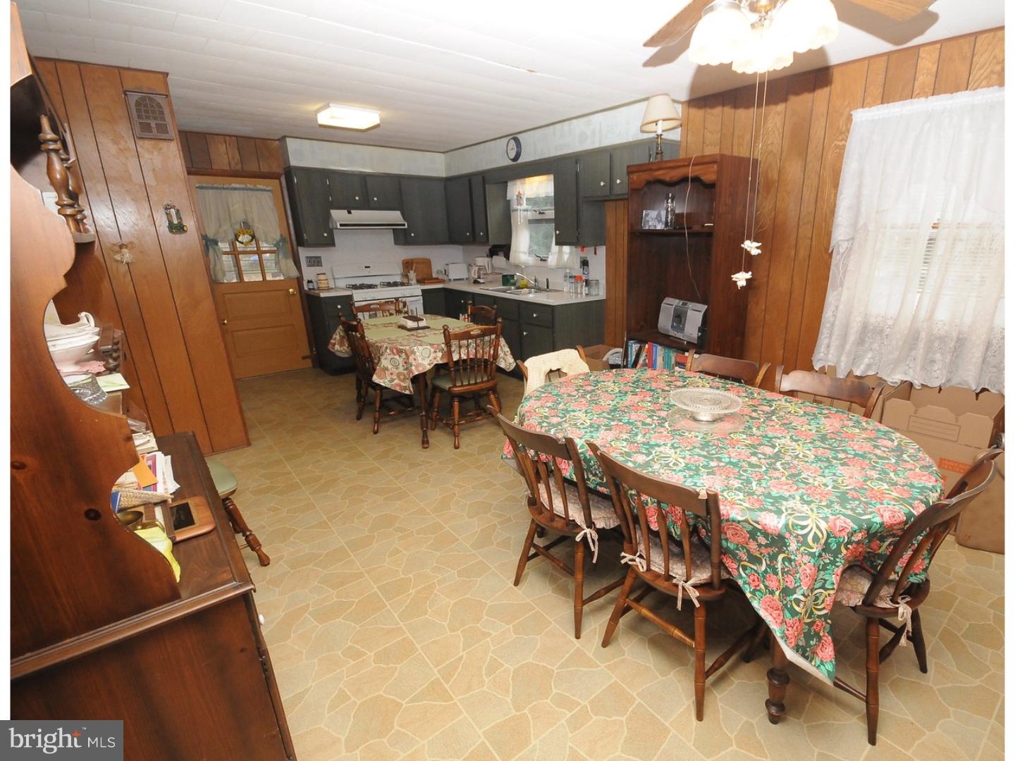 344 Wheat Road Vineland, NJ 08360 - Photo 4 of 13 Dining Room