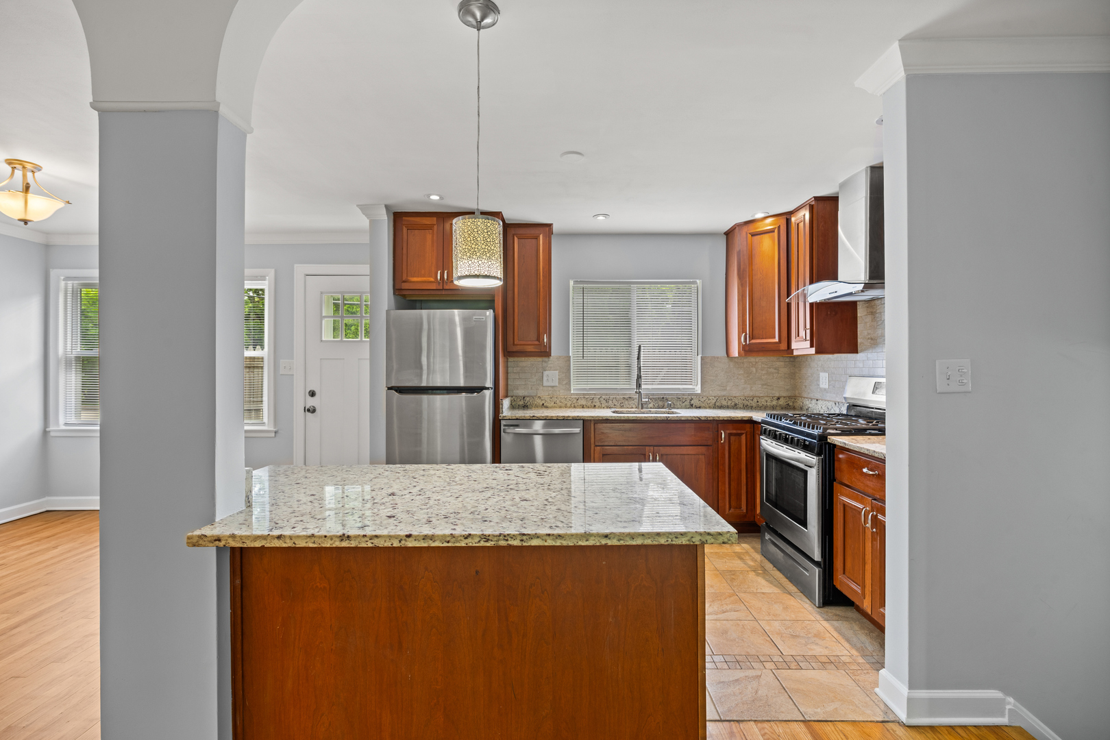 939 Long Road Glenview, IL 60025 - Photo 5 of 35