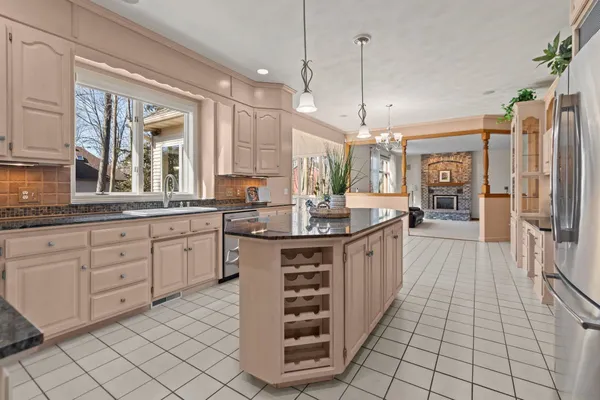 $650,000 | 63 Brentwood Lane, Appleton, WI 54915