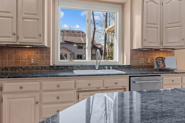 $650,000 | 63 Brentwood Lane, Appleton, WI 54915