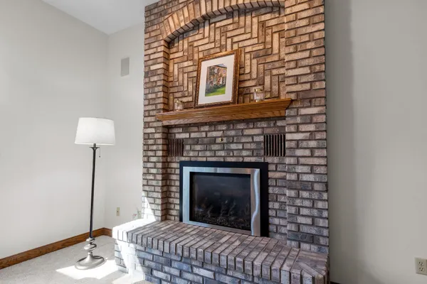 $650,000 | 63 Brentwood Lane, Appleton, WI 54915