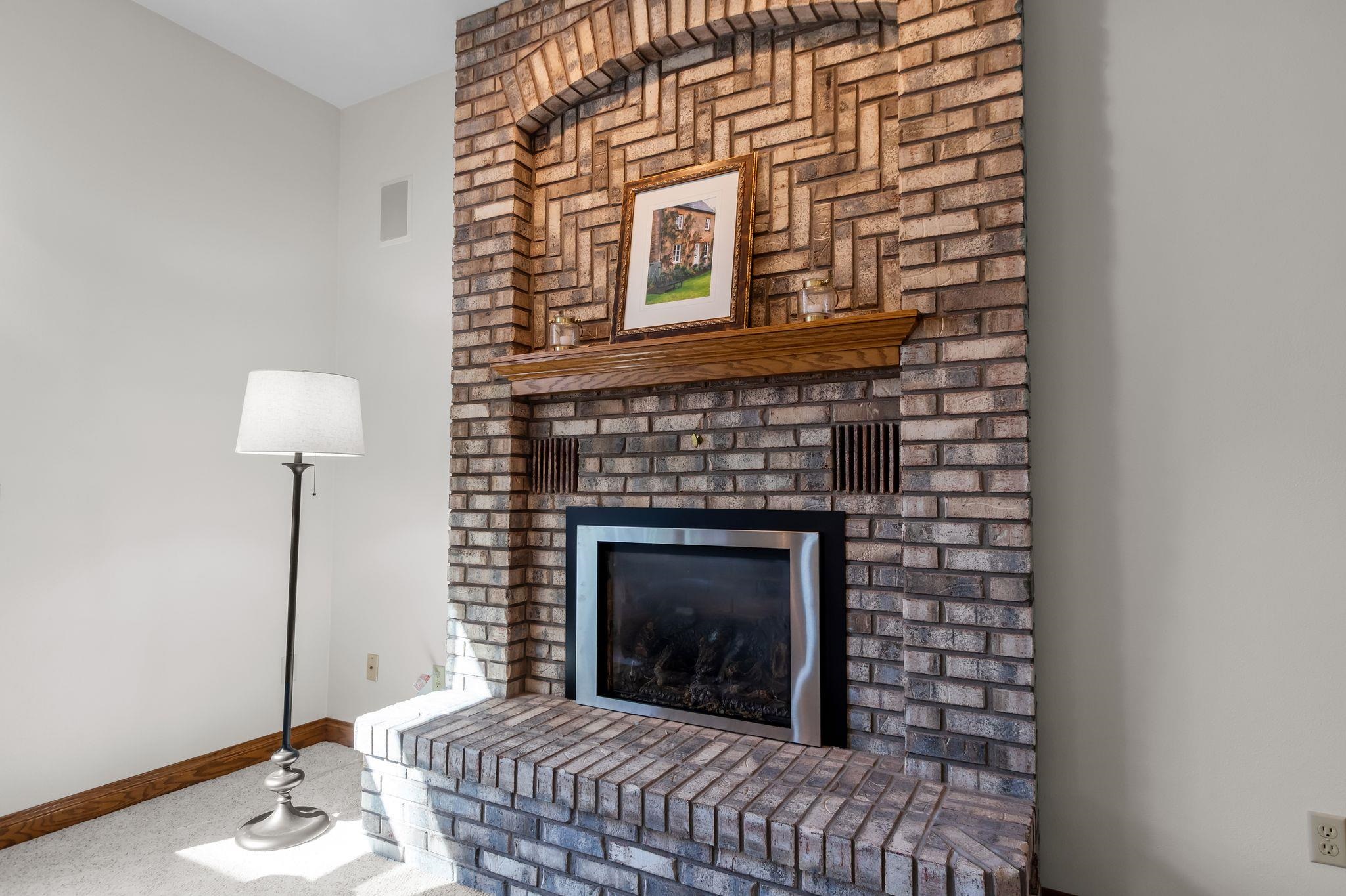 63 Brentwood Lane Appleton, WI 54915 - Photo 31 of 74