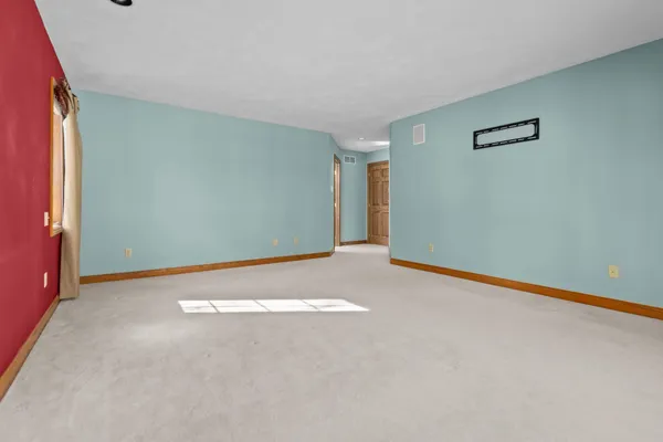 $650,000 | 63 Brentwood Lane, Appleton, WI 54915