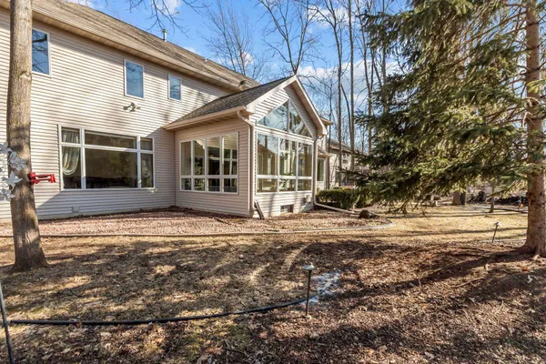 $650,000 | 63 Brentwood Lane, Appleton, WI 54915
