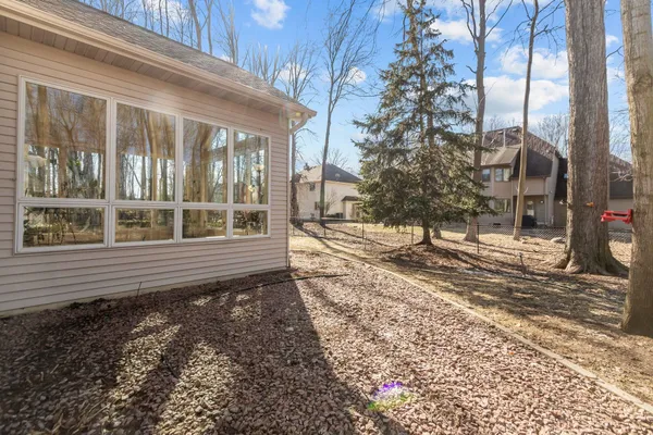 $650,000 | 63 Brentwood Lane, Appleton, WI 54915