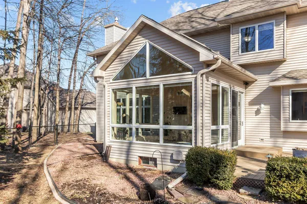 $650,000 | 63 Brentwood Lane, Appleton, WI 54915