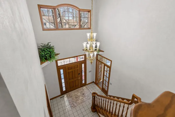 $650,000 | 63 Brentwood Lane, Appleton, WI 54915