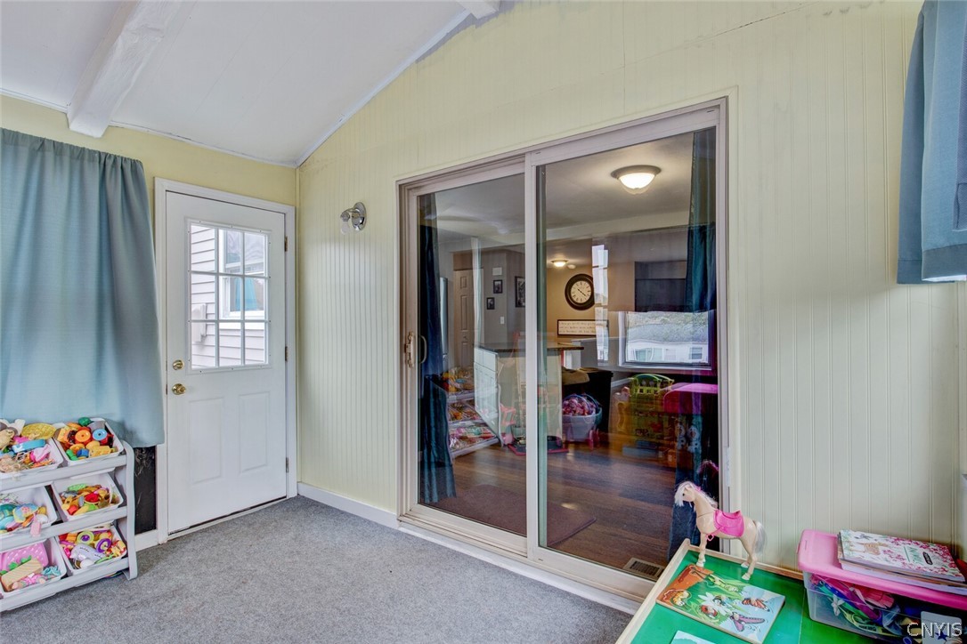 8279 Swallow Path Clay, NY 13090 - Photo 17 of 36