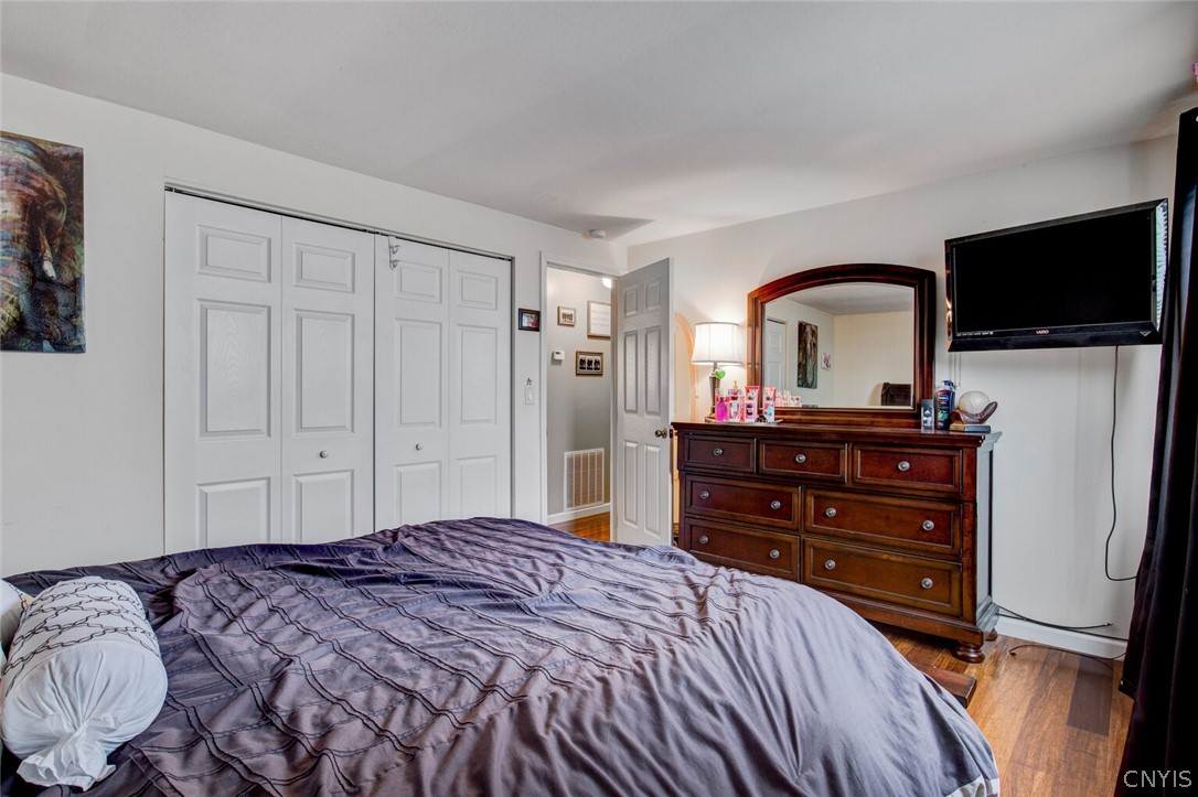 8279 Swallow Path Clay, NY 13090 - Photo 21 of 36