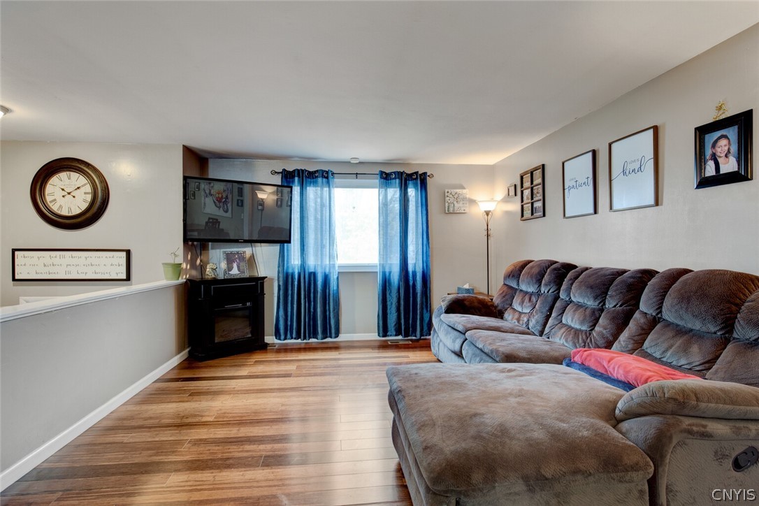 8279 Swallow Path Clay, NY 13090 - Photo 5 of 36