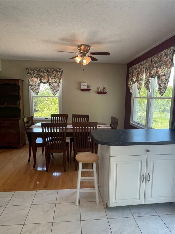 52 Springbrook Road Westerly, RI 02891 - Photo 14 of 29 Kitchen-removable island, view of dining area
