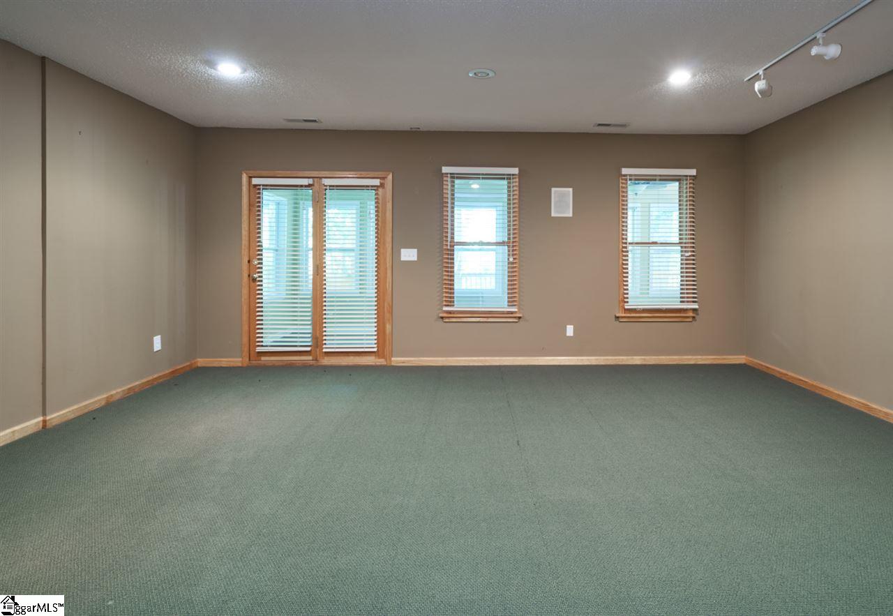 113 Raptor Way Landrum, SC 29356 - Photo 17 of 33