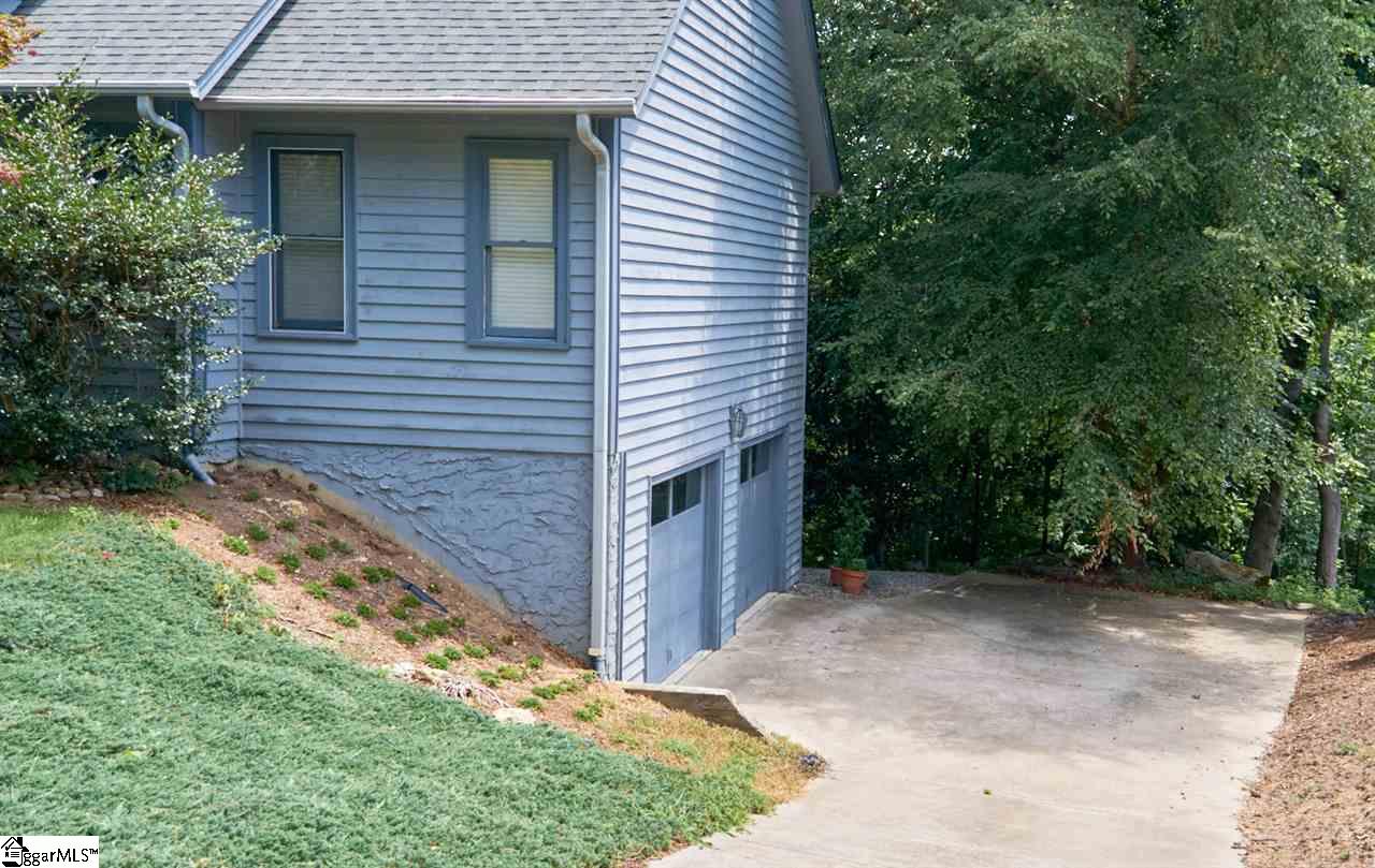 113 Raptor Way Landrum, SC 29356 - Photo 27 of 33