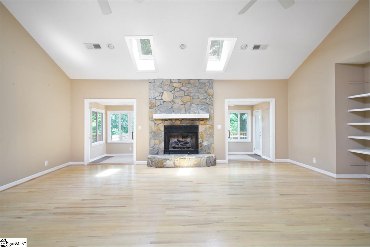 113 Raptor Way Landrum, SC 29356 - Photo 6 of 33 Sunny, Open Floor Plan