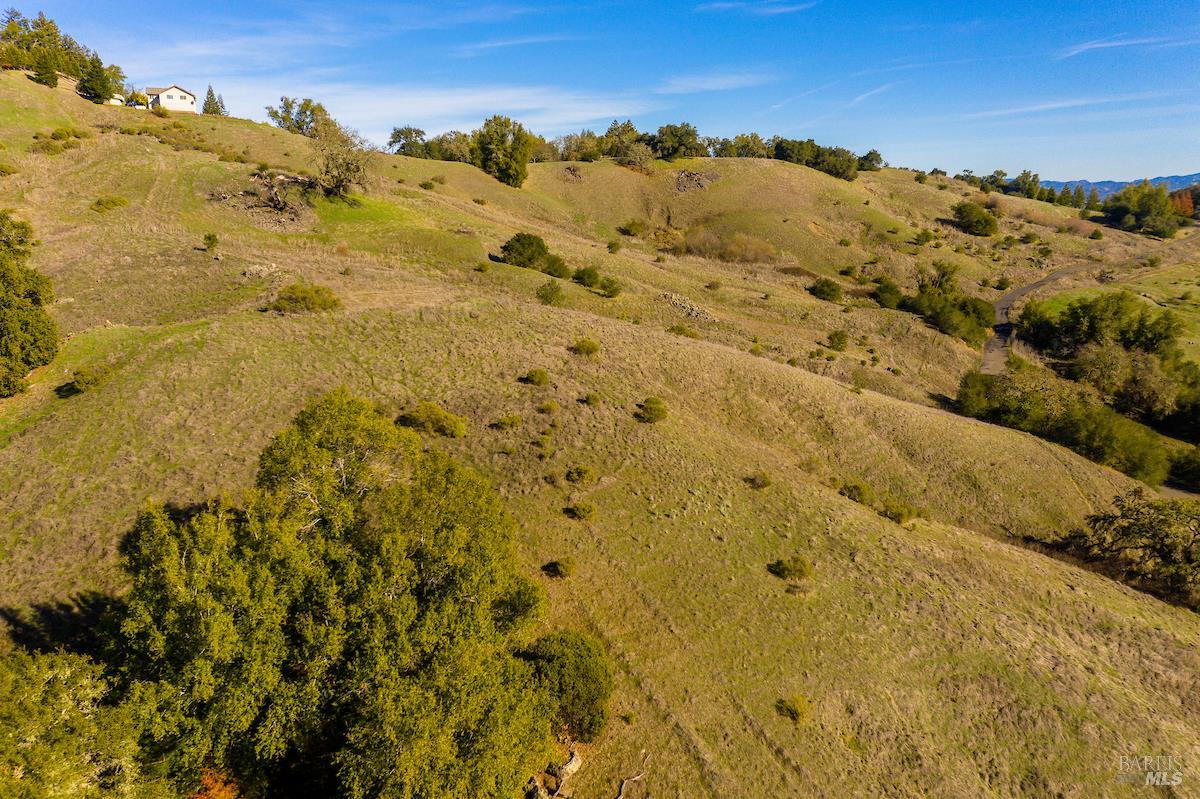 2365 Sweetwater Springs Road Healdsburg, CA 95448 - Photo 26 of 37