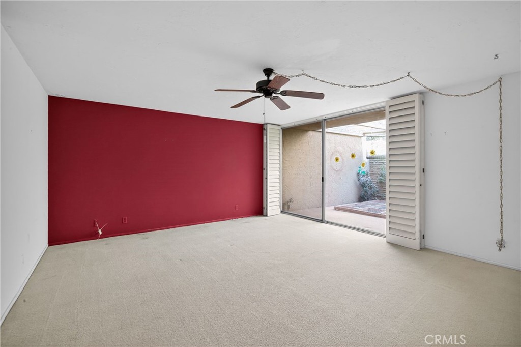 76695 Roadrunner Drive Indian Wells, CA 92210 - Photo 14 of 29 a view of empty room with ceiling fan