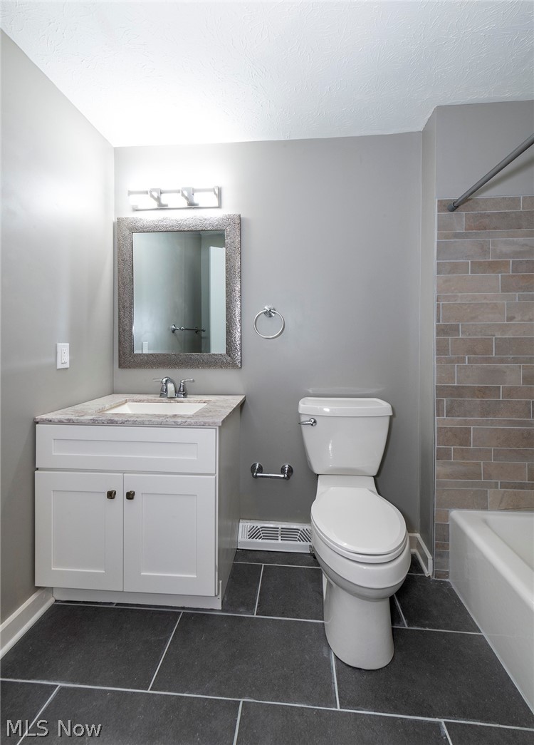 16954 Drake Road Strongsville, OH 44136 - Photo 20 of 27