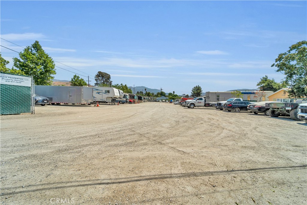 10404 Foothill Boulevard Sylmar, CA 91342 - Photo 15 of 29 a view of a ocean view