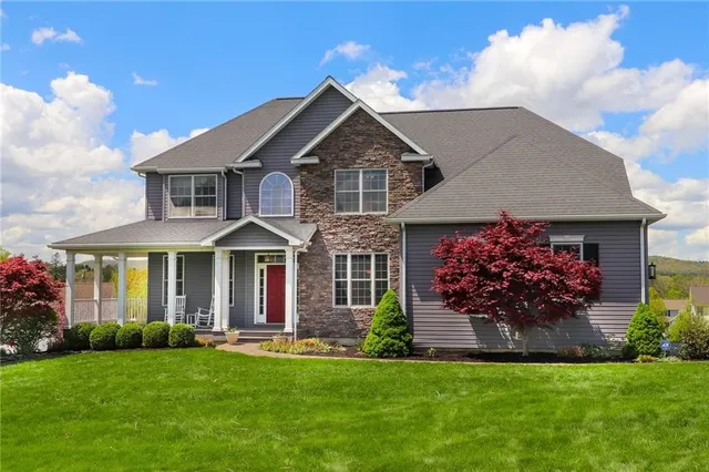 $584,900 | 5 Chelsea Drive, Horseheads, NY 14845