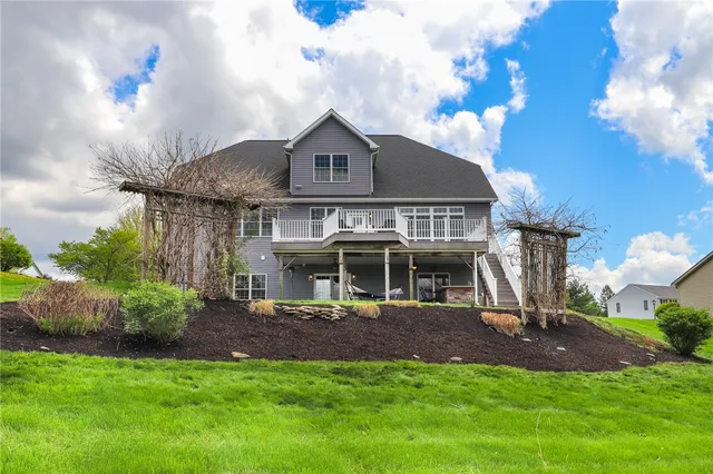 $584,900 | 5 Chelsea Drive, Horseheads, NY 14845