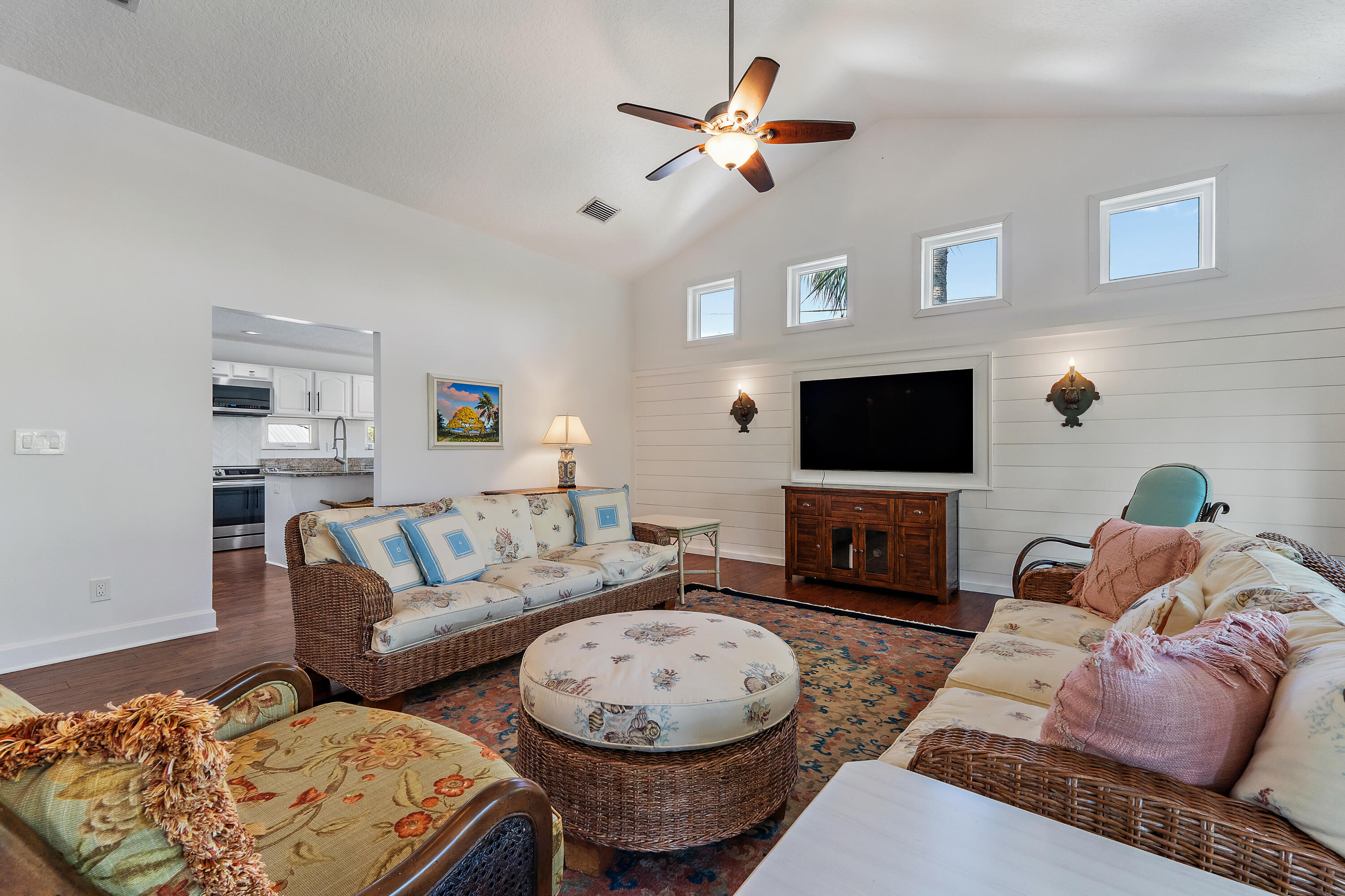 3463 Canal Court Jupiter, FL 33469 - Photo 13 of 62 Living Room