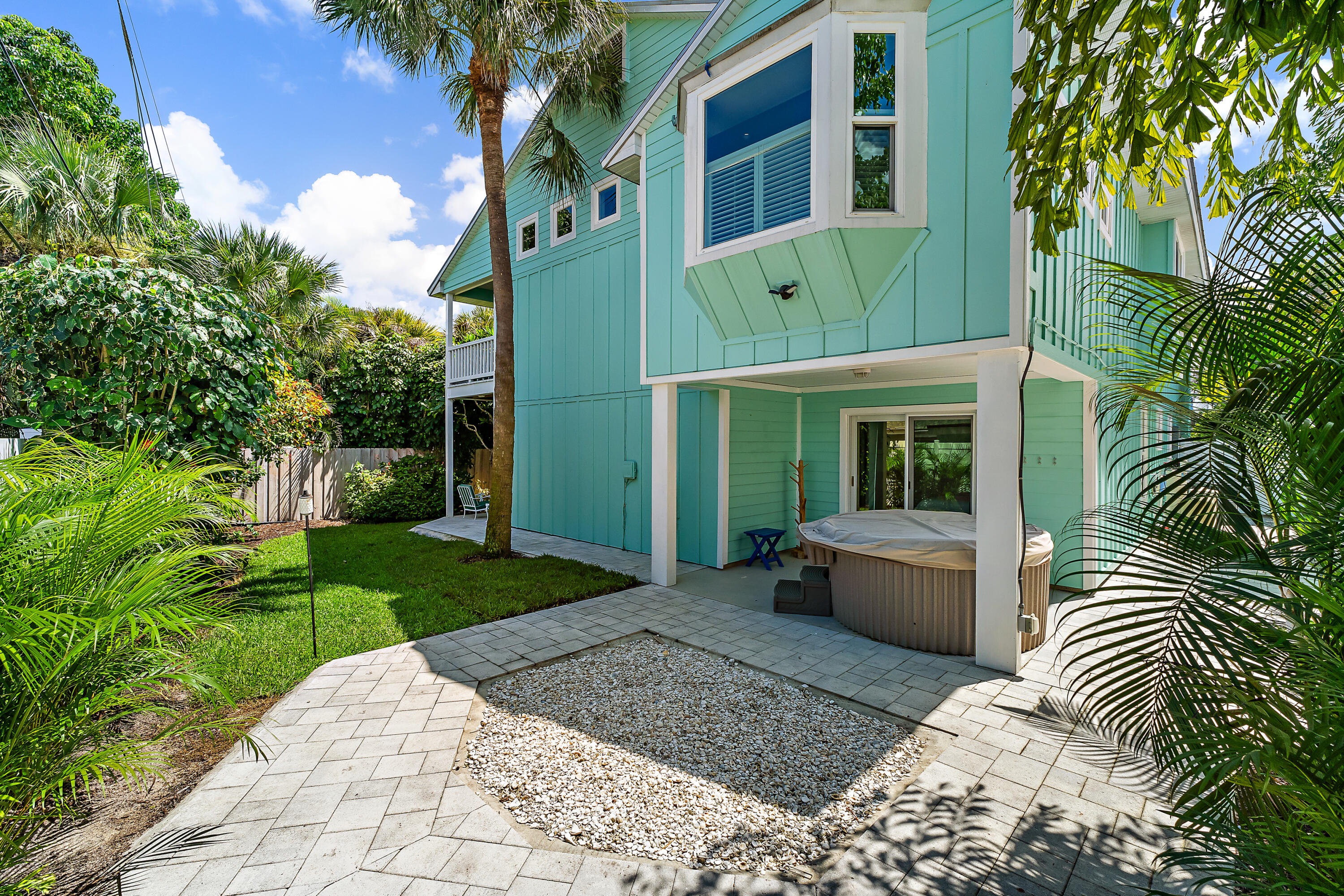 3463 Canal Court Jupiter, FL 33469 - Photo 55 of 62 Backyard