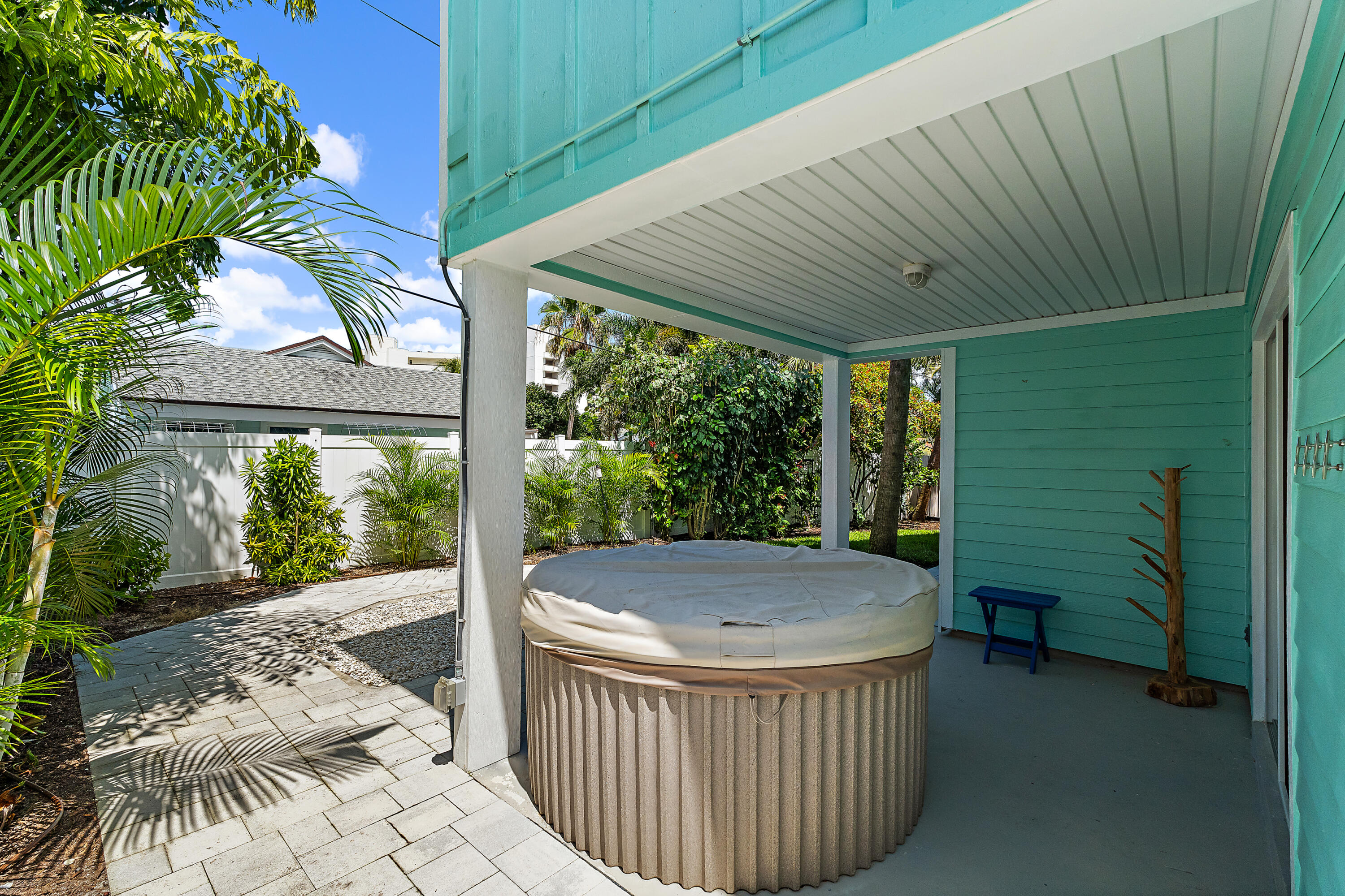 3463 Canal Court Jupiter, FL 33469 - Photo 56 of 62 Spa