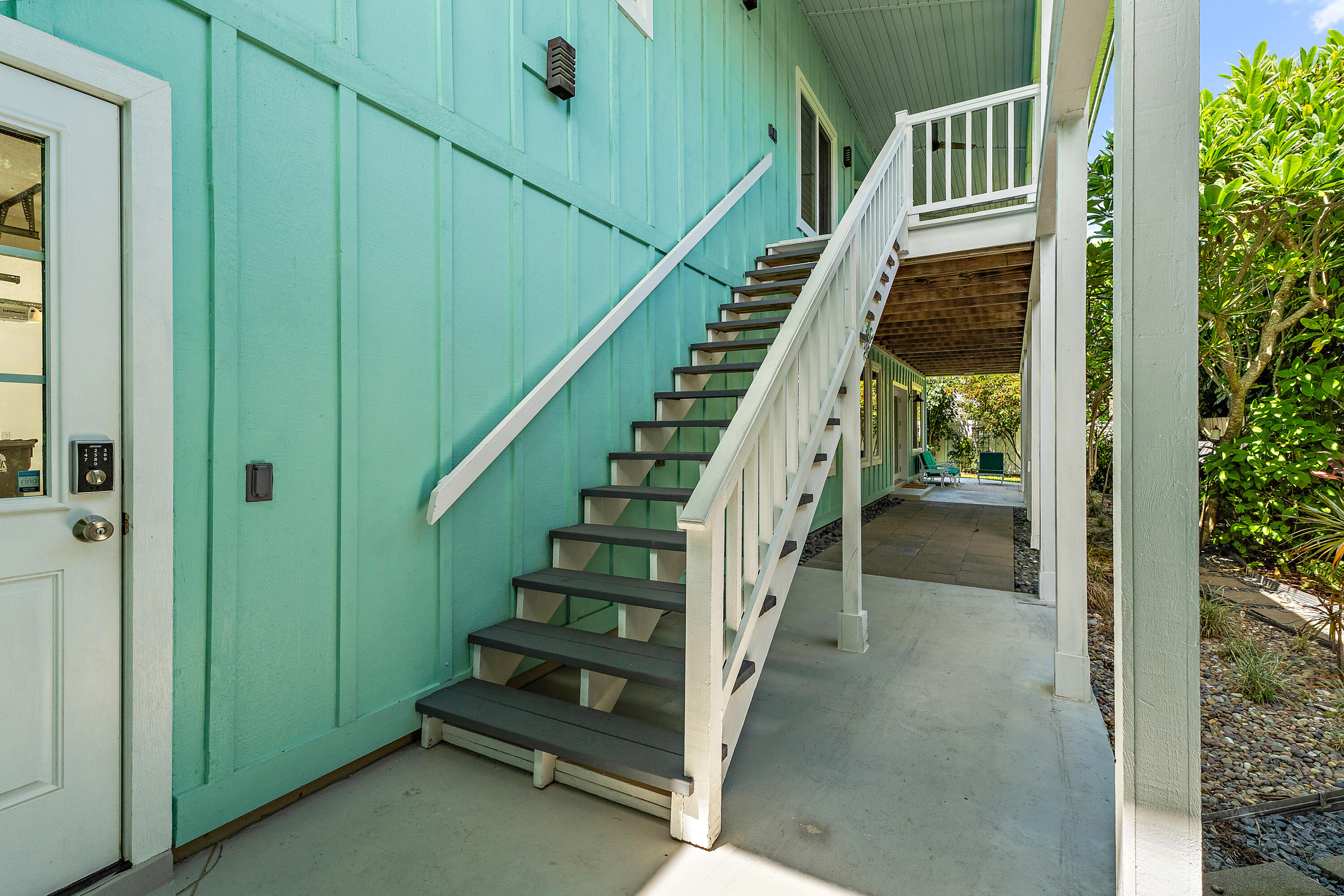 3463 Canal Court Jupiter, FL 33469 - Photo 7 of 62 Stairway