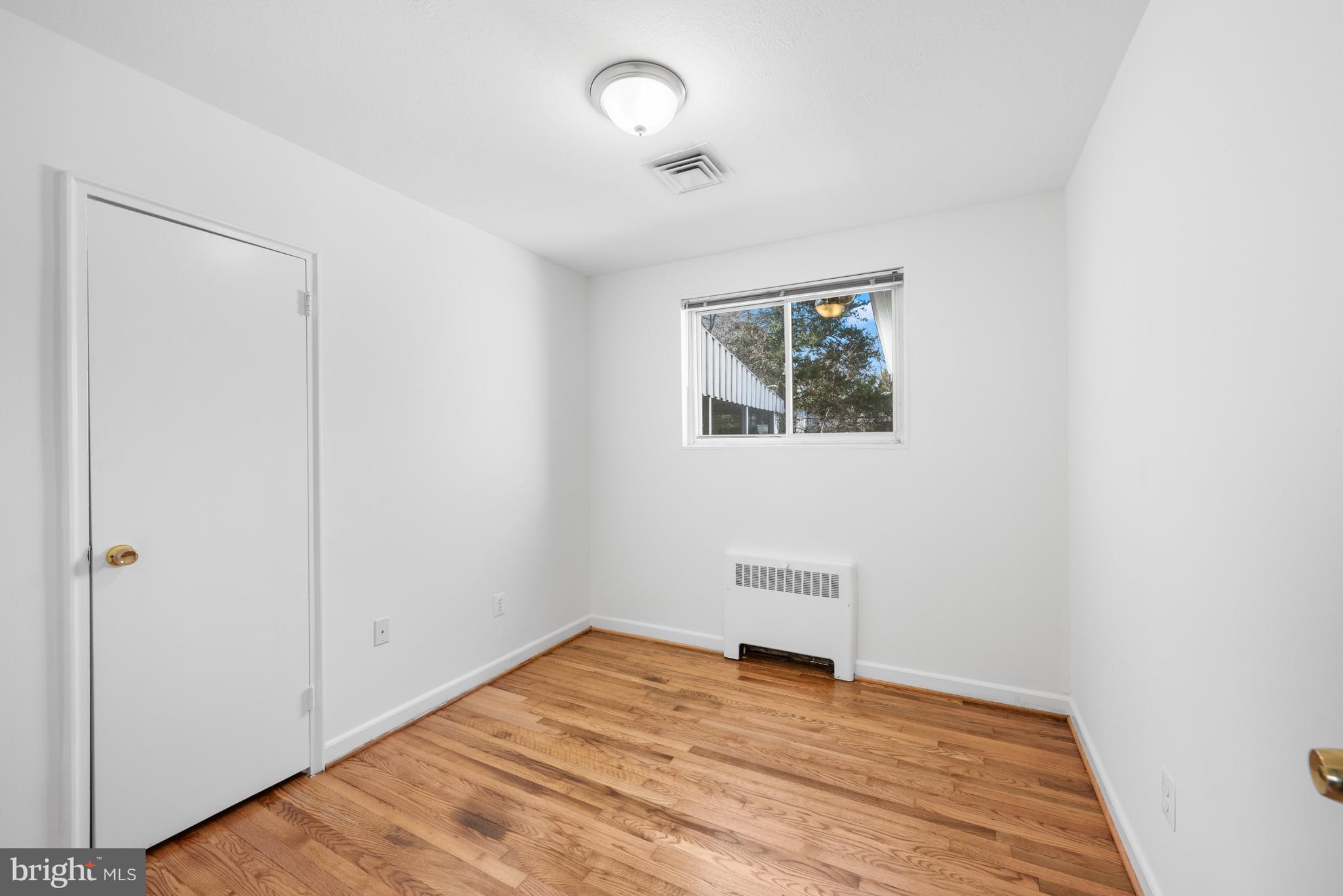 3302 Rutgers Street Hyattsville, MD 20783 - Photo 11 of 18 Bedroom #3