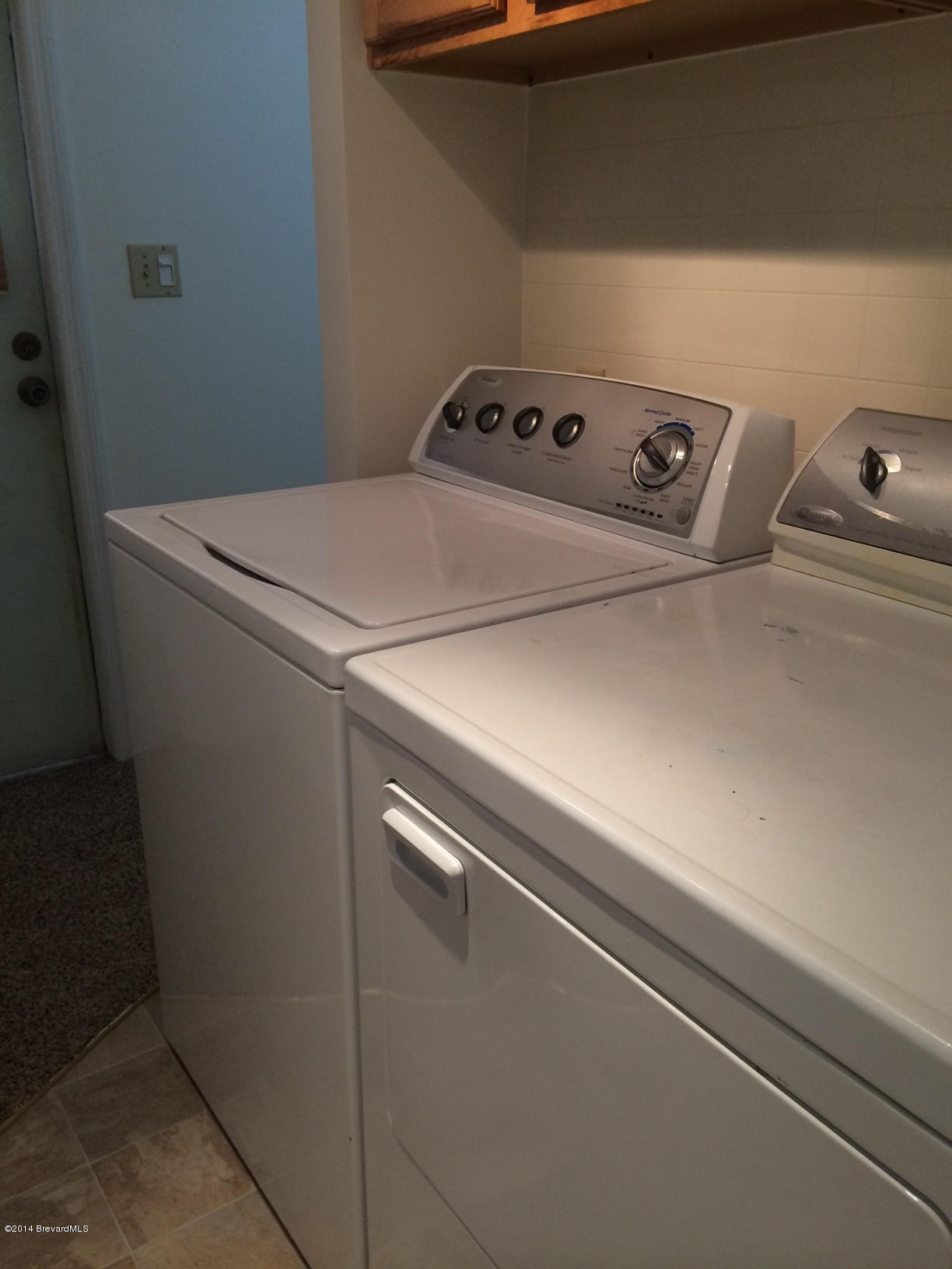 2529 Amberly Road Northeast Palm Bay, FL 32905 - Photo 11 of 21 laundry