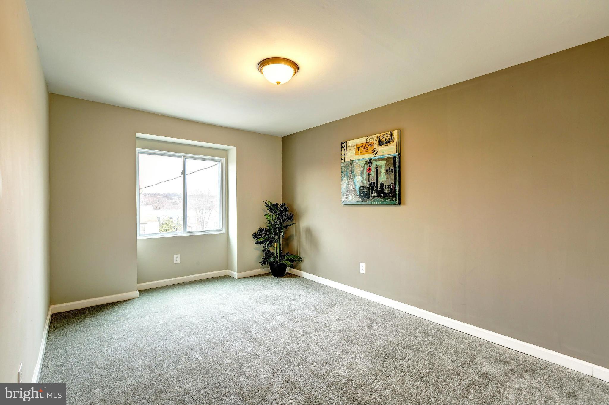 5632 Arnhem Road Baltimore, MD 21206 - Photo 20 of 30 Spacious Rooms
